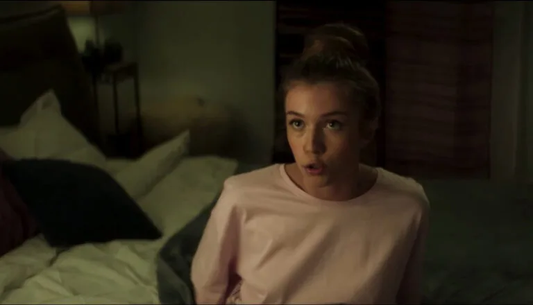 Момент из 7 серии 1 сезона